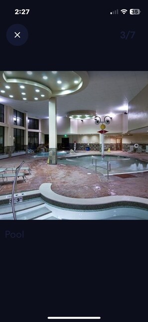 Indoor pool, outdoor pool - 2 bedroom corner unit with vaulted ceilings, and majestic mountain views. (Breckenridge)