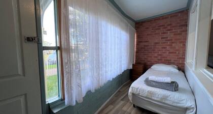 Cottage 1 Sussex House Holiday Park