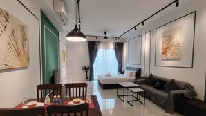 Deluxe Studio Suite, City View - Chambers suites Klcc By 969 (Kuala Lumpur)