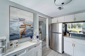 Interior - Elegant Escape - Golf Side & Water Views (Sarasota)