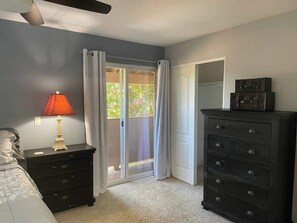 3 bedrooms, iron/ironing board, travel crib, free WiFi