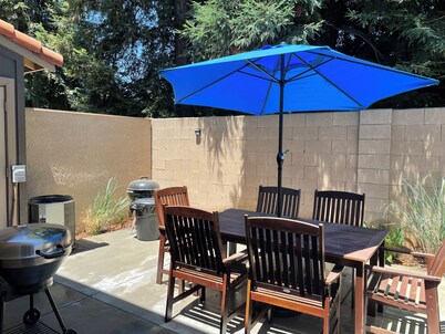 Fabulous 3-bedroom townhome with AC in Modesto