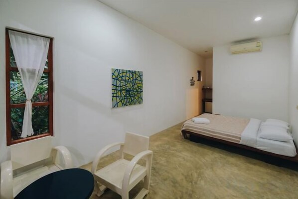 Unclassified image, 1 of 12, button - Loogmai Guesthouse (Chiang Khan)