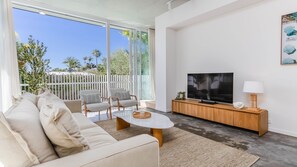 تلفزيون ذكي