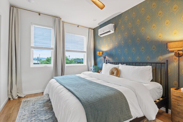 2 bedrooms, desk, iron/ironing board, free WiFi