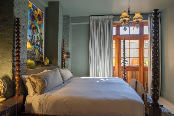 3 chambres, fer et planche à repasser, accès au Wi-Fi (inclus)