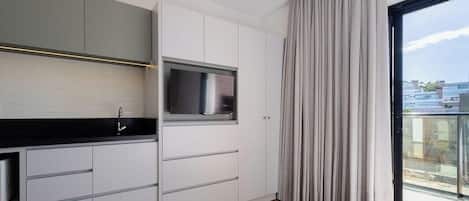 Basic Studio | Living area