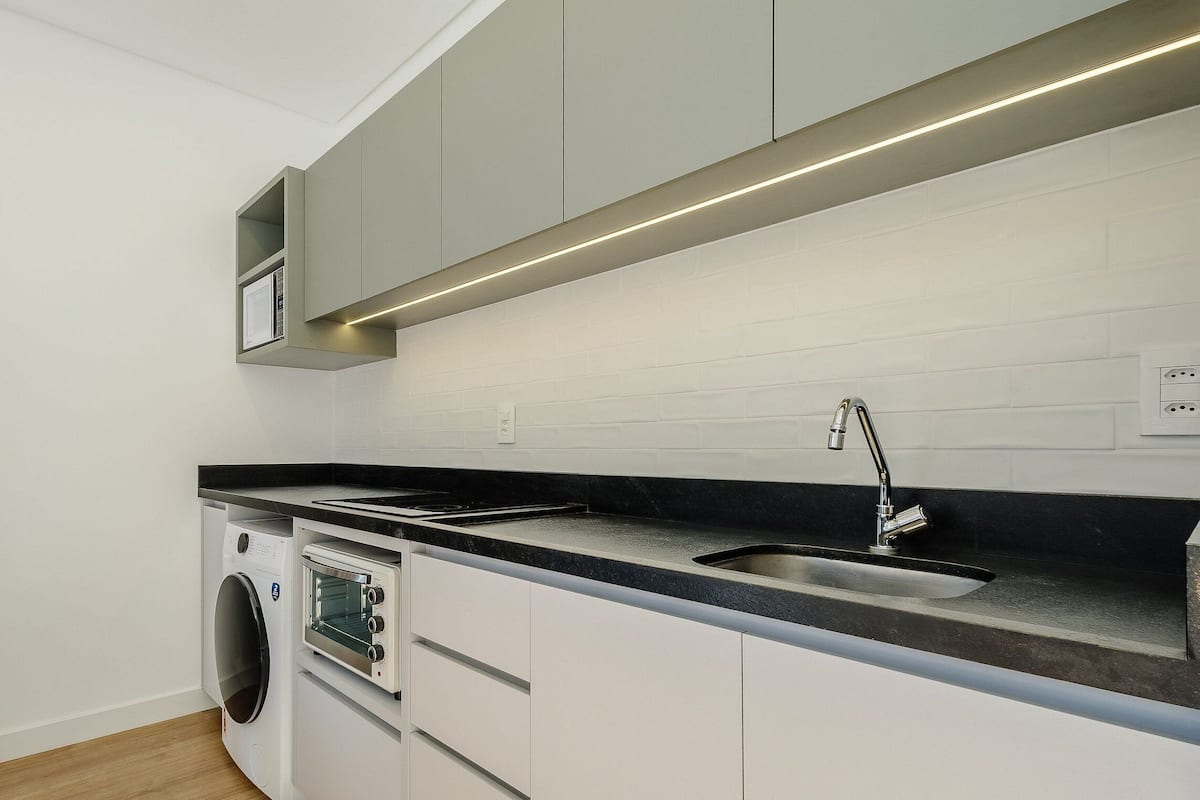 Basic Apartment | Private kitchen