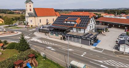 Cozy Triple Room with Balcony at Siva čaplja