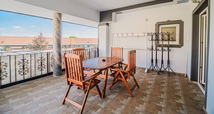 Comfortable Apartment with Terrace at Siva Čaplja