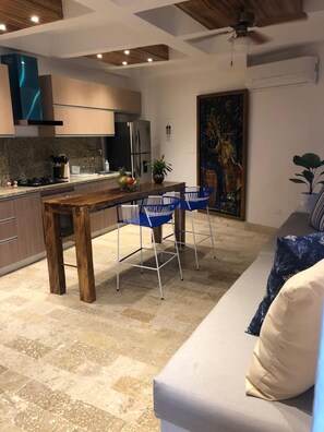 Interior - Blue House Castillo View Private Jacuzzi (Cartagena)