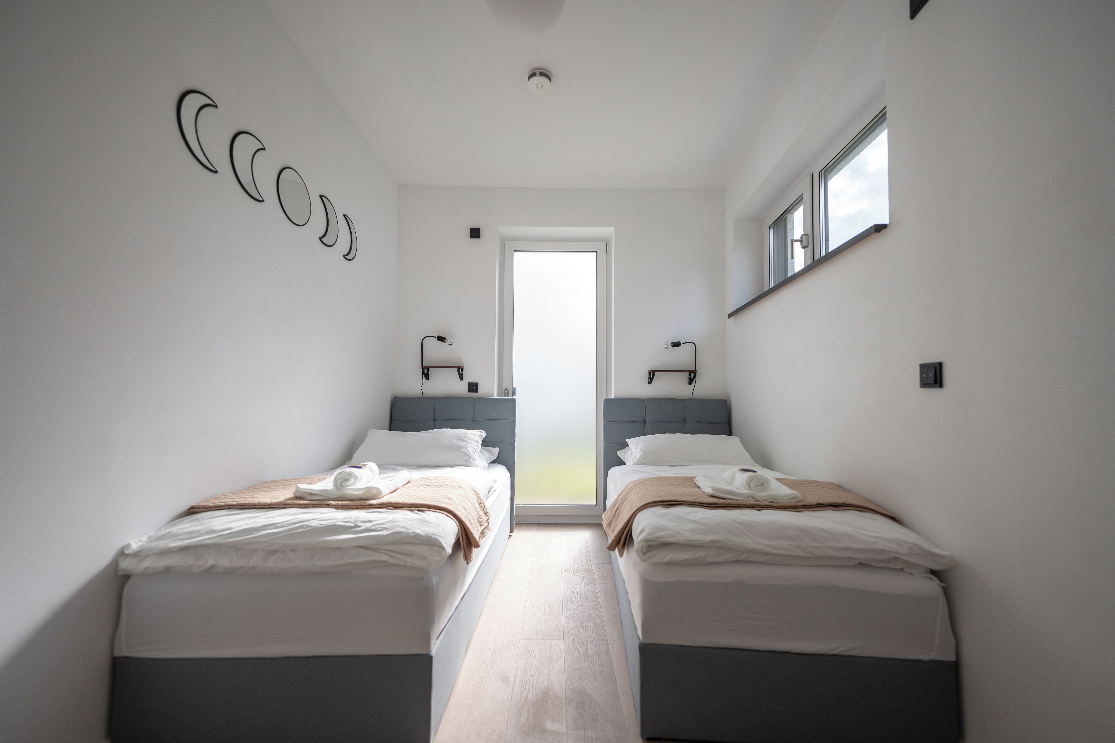 3 bedrooms, WiFi, bed sheets