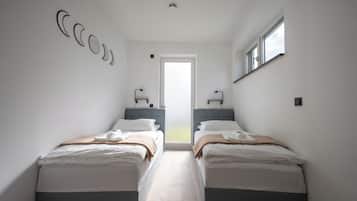 3 bedrooms, WiFi, bed sheets