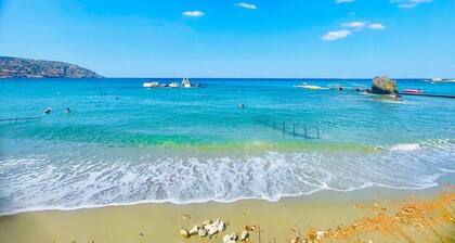Saroné Villa beachfront & amazing sunset view in Mavro Lithari Athens Riviera