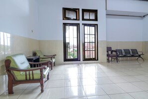 View from property - Super OYO 1952 Hotel Dewata Indah (Denpasar)