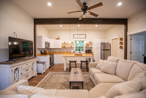 Family-Friendly Barn Retreat in West Jefferson, NC