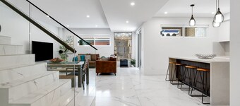 Spacious Lidcombe Lux mins to Sydney Olympic Park