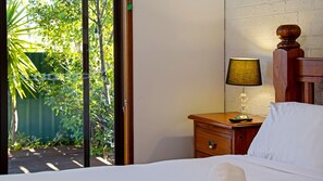 4 chambres, bureau, accès au Wi-Fi (inclus), literie fournie