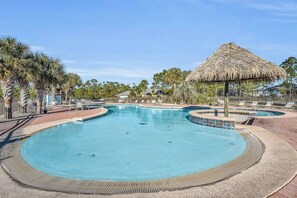 Outdoor pool - Relax & Play: Beach, Pools & Arcade Awaits (Gulf Shores)