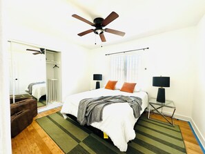2 bedrooms, iron/ironing board, WiFi, bed sheets - SOFI- KIA FORUM 2-bedroom HOME Los Angeles (Los Angeles)