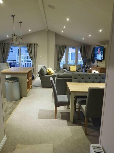 Cayton Bay Caravan Park - Holiday Accommodation 6516
