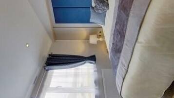 2 bedrooms, individually decorated, individually furnished, free WiFi