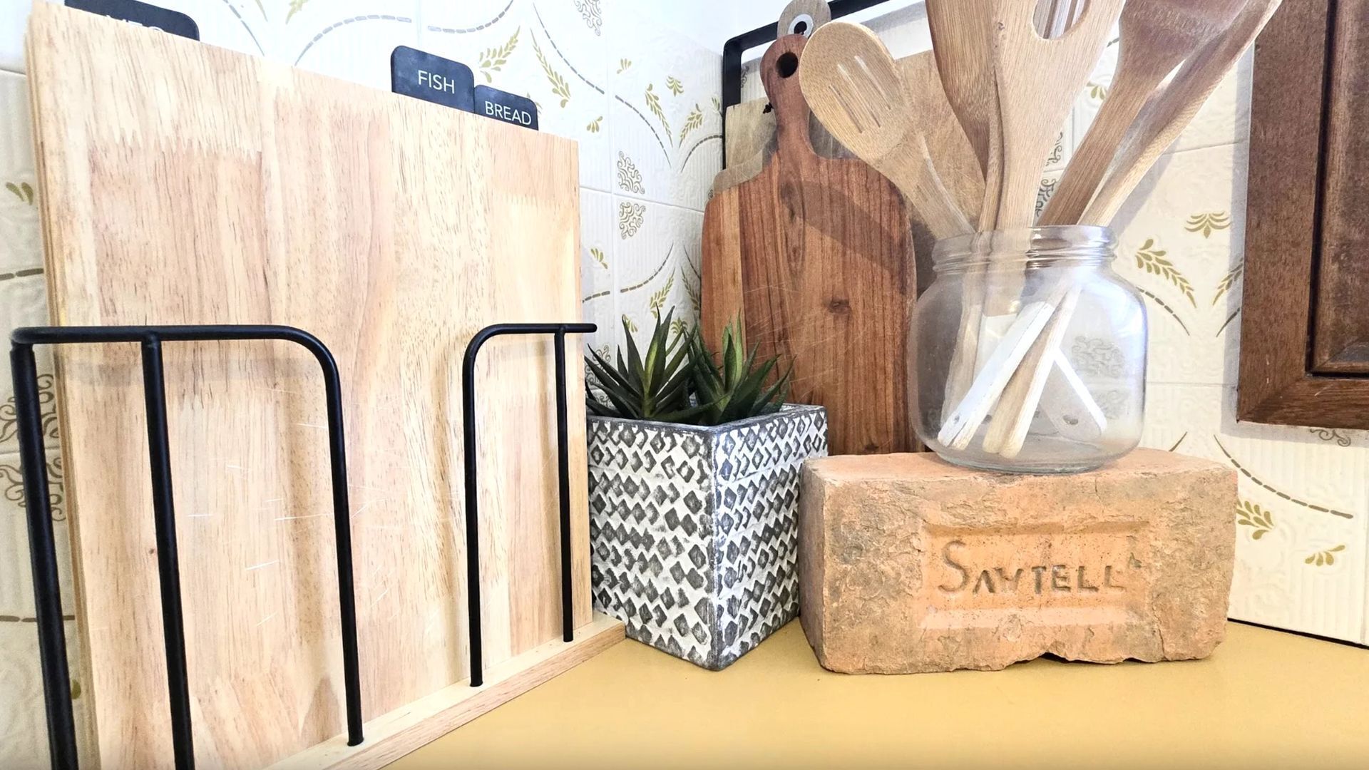 تفاصيل الفندق من الداخل