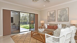 Interior - Wongaburra Luxury Homestead (North Rothbury)