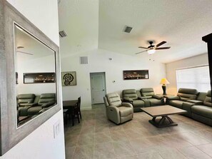 リビング エリア