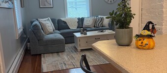 Fantastic 2-bedroom apartment in Beverly by the beach - near historic Salem