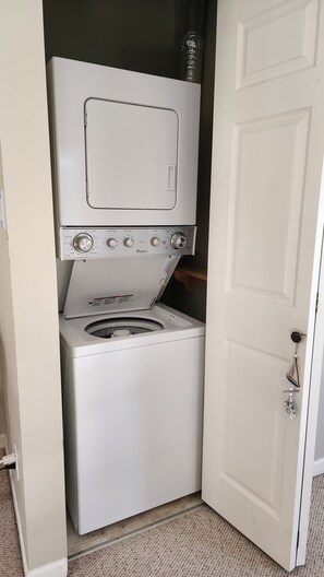 Interior - Quiet & Private Greek-Inspired Coach House in Ladner (Delta)