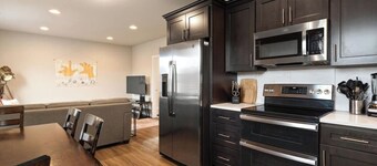 The Nook - Cozy city living steps from Tacoma’s waterfront, dining, and culture.