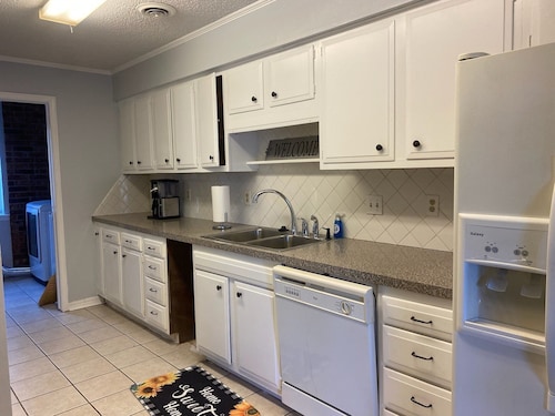 Fabulous 4-bedroom condo in Fort Smith