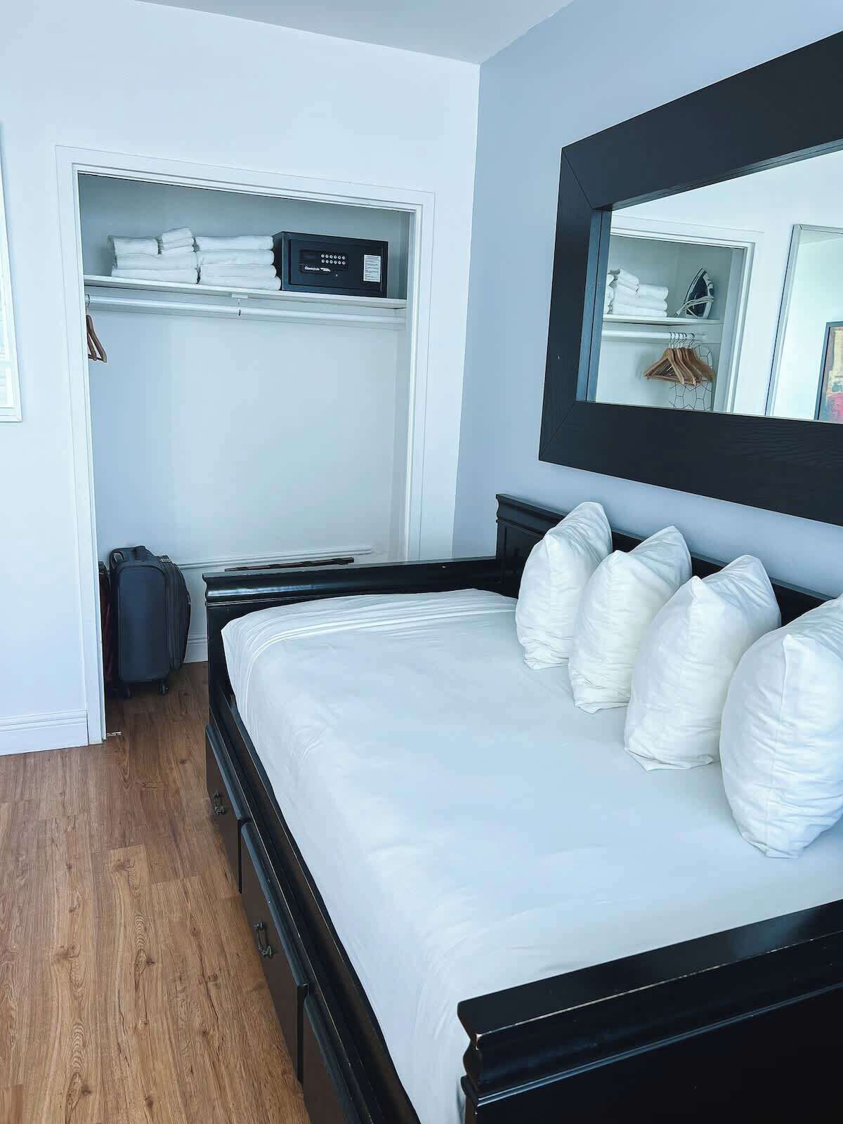 1 bedroom, iron/ironing board, travel cot, WiFi