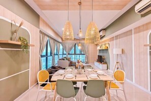 Cribs/infant beds - Iskandar Residence by RR JBcity (Iskandar Puteri)