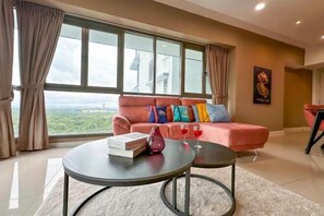 Cribs/infant beds - Iskandar Residence by RR JBcity (Iskandar Puteri)