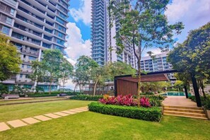 Unclassified image, 2 of 44, button - Iskandar Residence by RR JBcity (Iskandar Puteri)