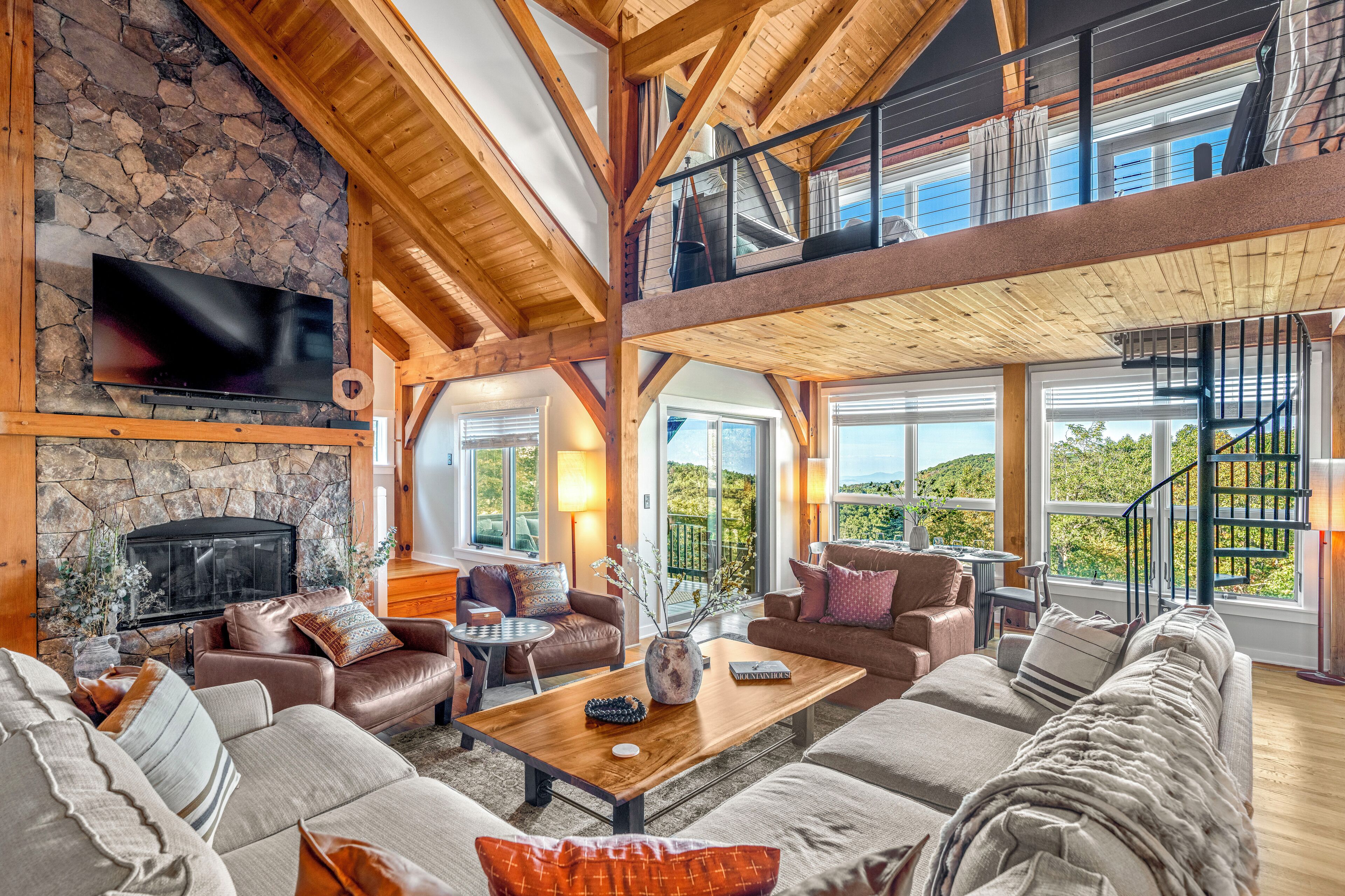 Smart TV, videogames, pebolim