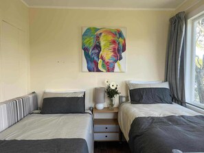 2 bedrooms