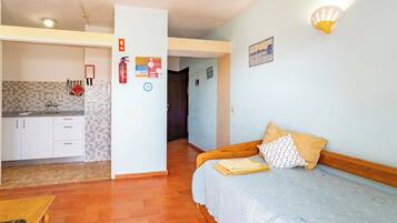 Apartment, 1 Bedroom | Living area