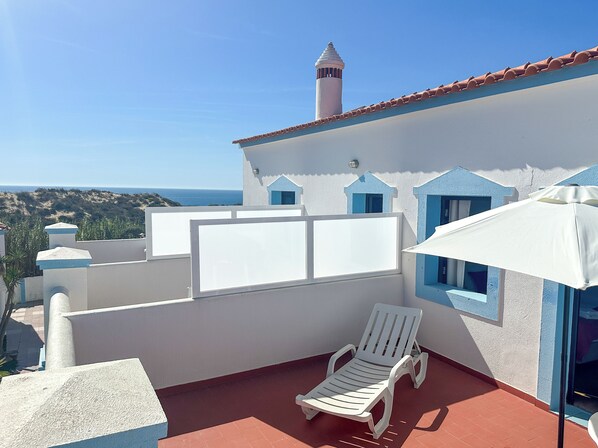 Twin Room | Balcony view