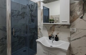 تجهيزات دش، مجففات شعر