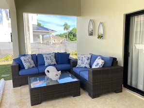 Villa, 5 Bedrooms, Accessible, Smoking | Living room