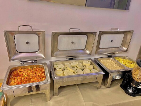 Esmorzar diari continental gratuït