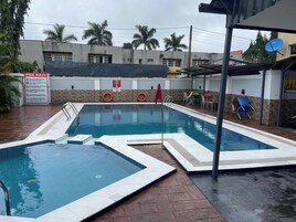 Piscina externa