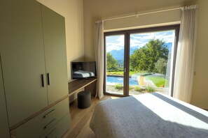 4 camere, una cassaforte in camera, ferro/asse da stiro