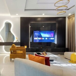 Comfort Apartment, Balcony, Sea View | Living area