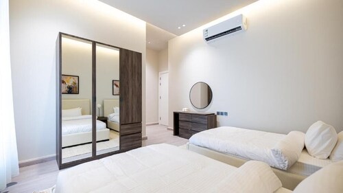 Super Luxury two Bedroom Al Narjis