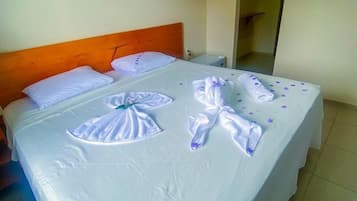 Habitación triple superior, vistas a la playa | Wifi gratis