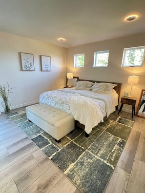 2 chambres, fer et planche à repasser, accès au Wi-Fi (inclus)